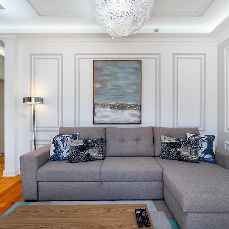Whome | Great Location & Large Family Apartment W/Patio Lisboa Екстериор снимка