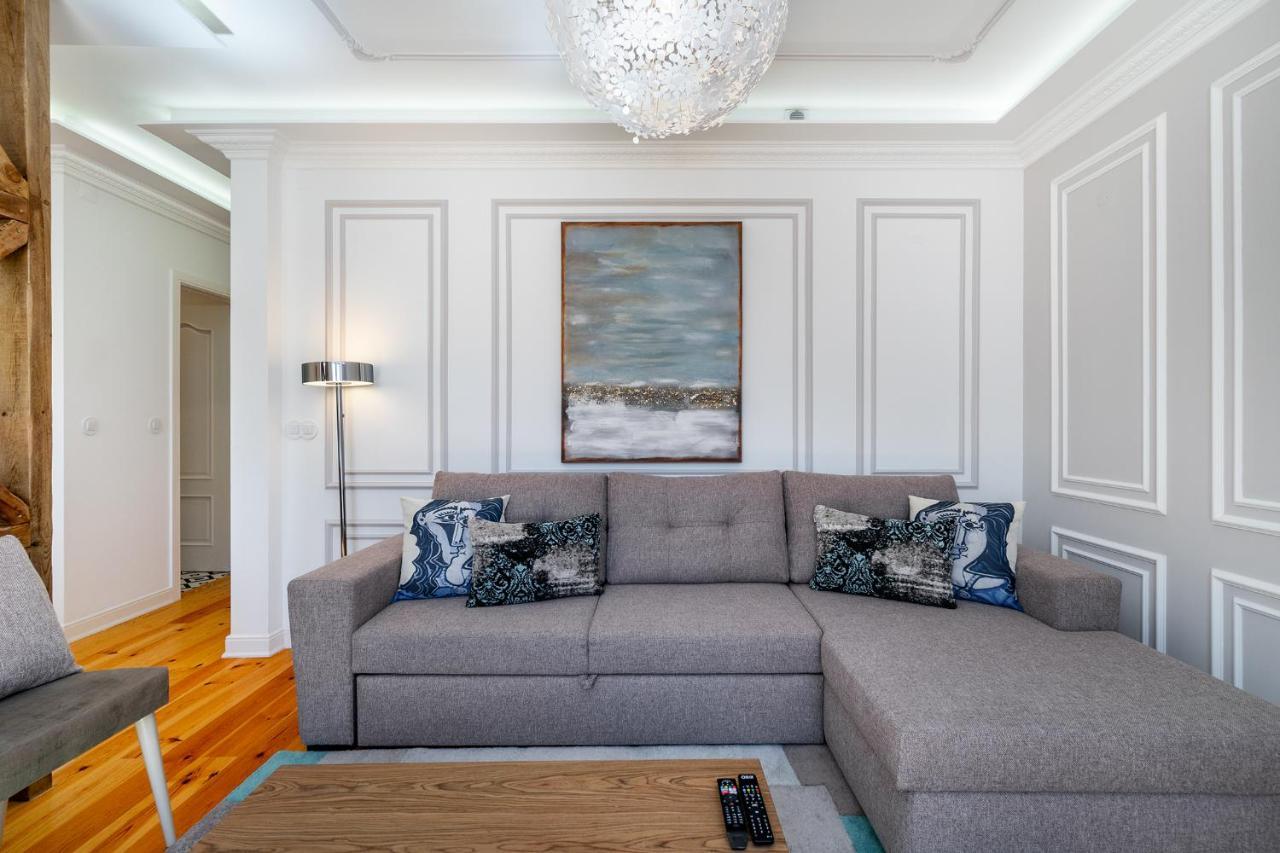 Whome | Great Location & Large Family Apartment W/Patio Lisboa Екстериор снимка
